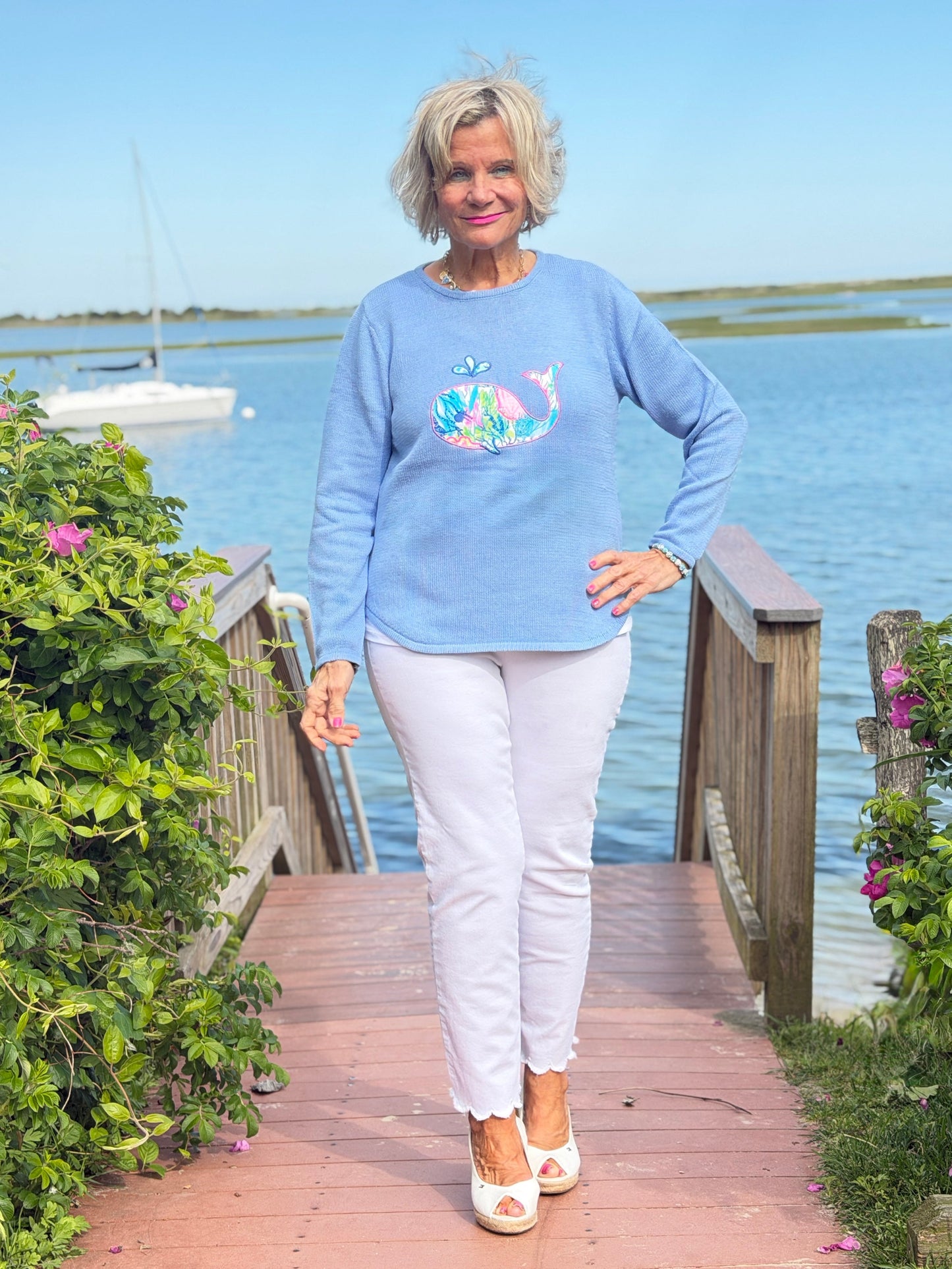 BEACH CLUB PERRI WHALE SWEATER