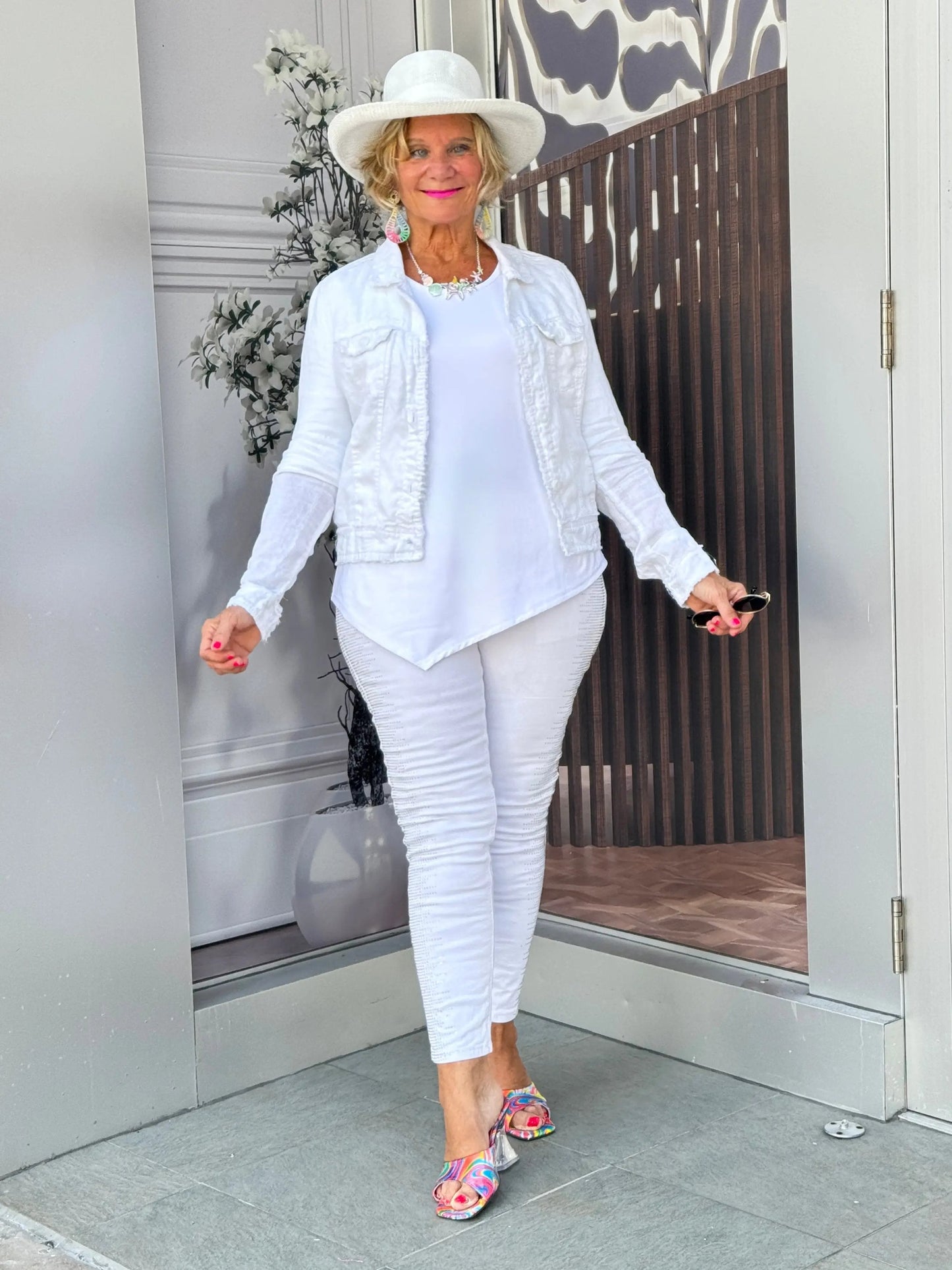 LULU B WHITE LINEN JACKET