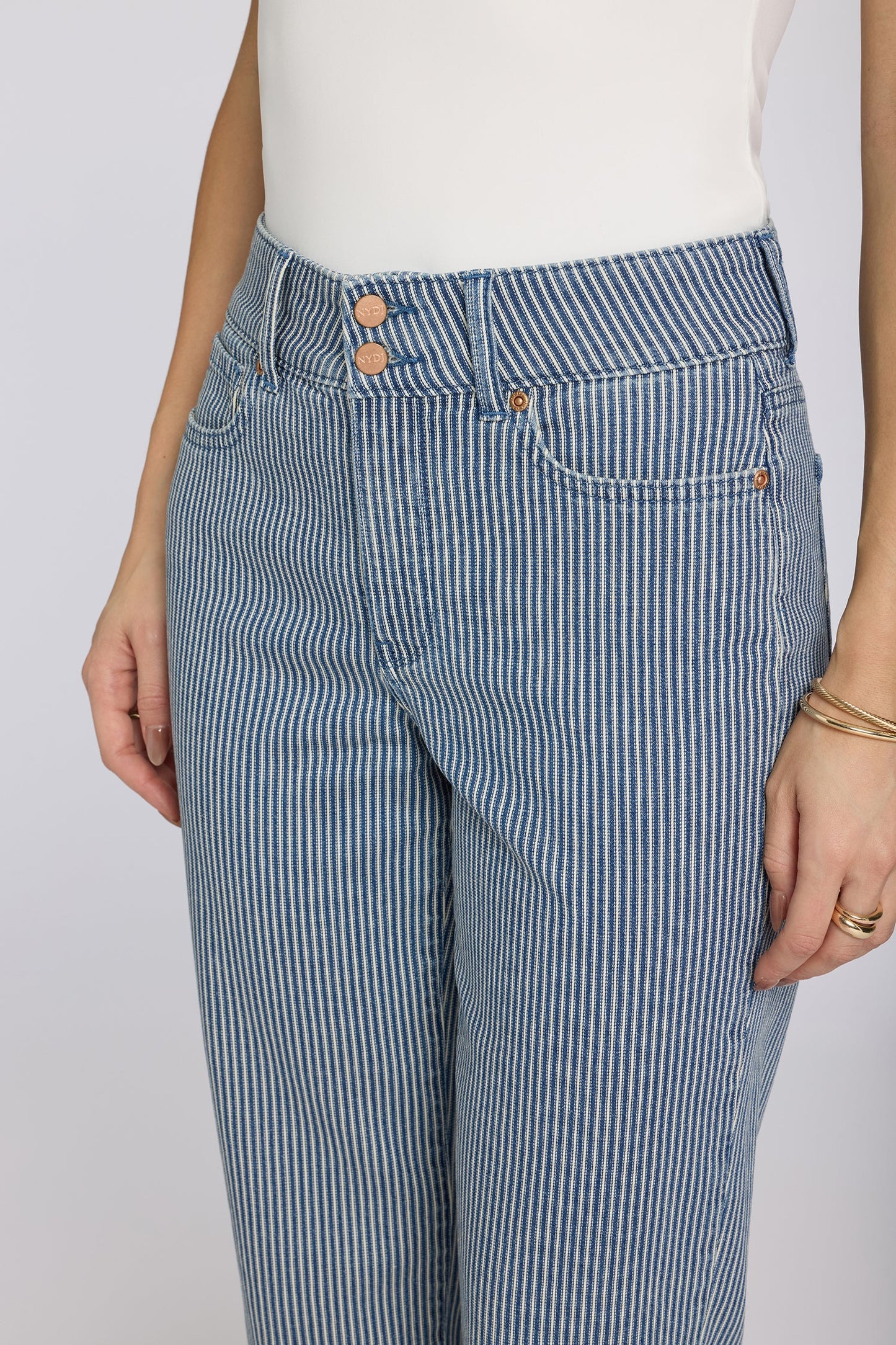 Bailey Relaxed Straight Crop Jeans In Petite - Malaga Stripe