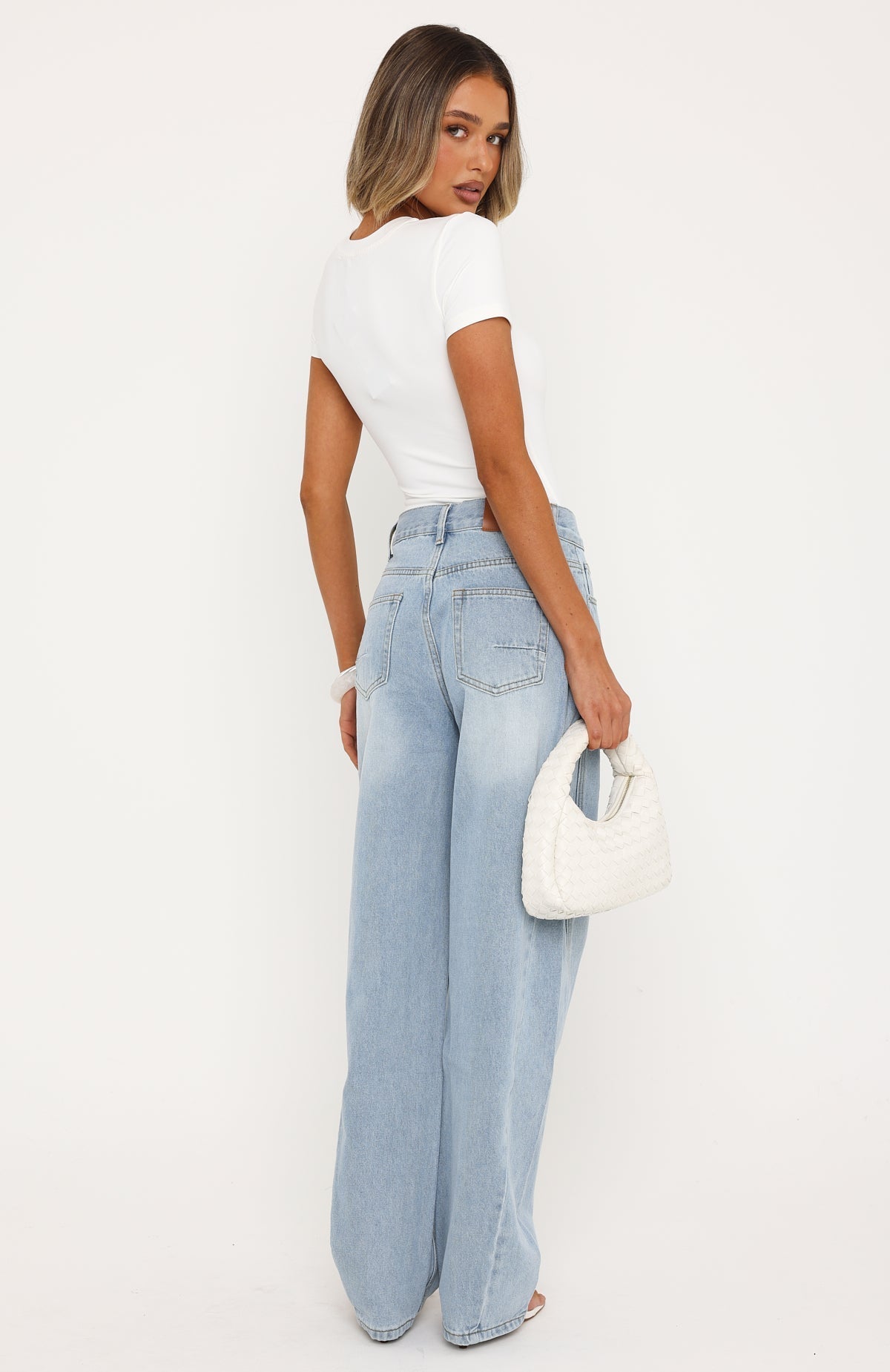 Jessica Mid Rise Barrel Leg Jeans Light Blue Wash