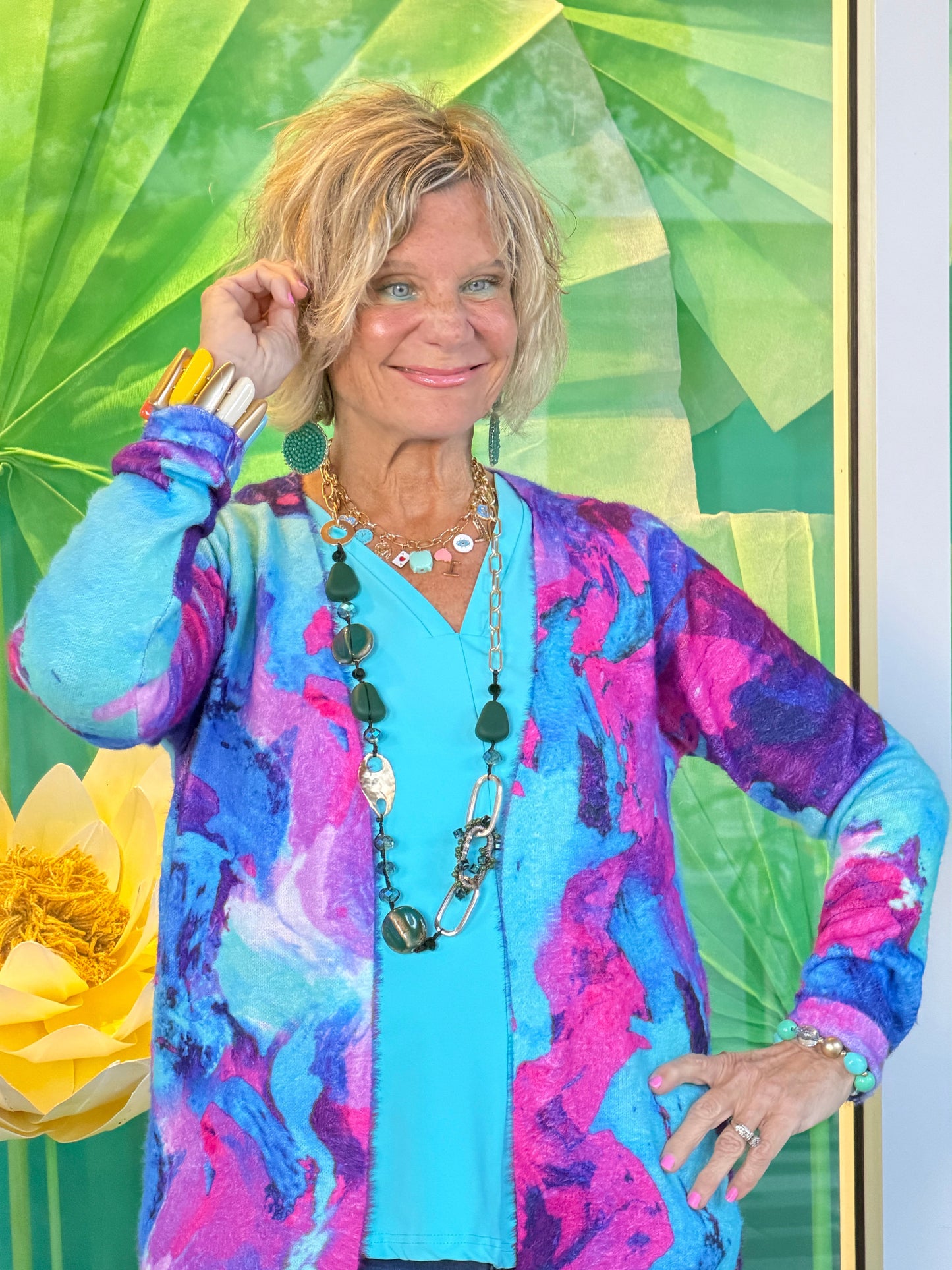 COLOR WAVES OF FASHION CARDIGAN