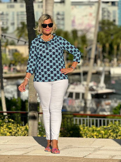 BLUE MEDALLION RUFFLE SLEEVE TOP