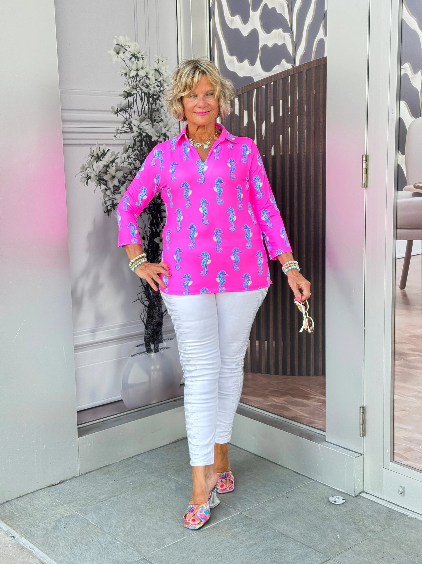 LULU B SEAHORSE BAY 3/4 SLEEVE V-NECK COLLAR SHIRT