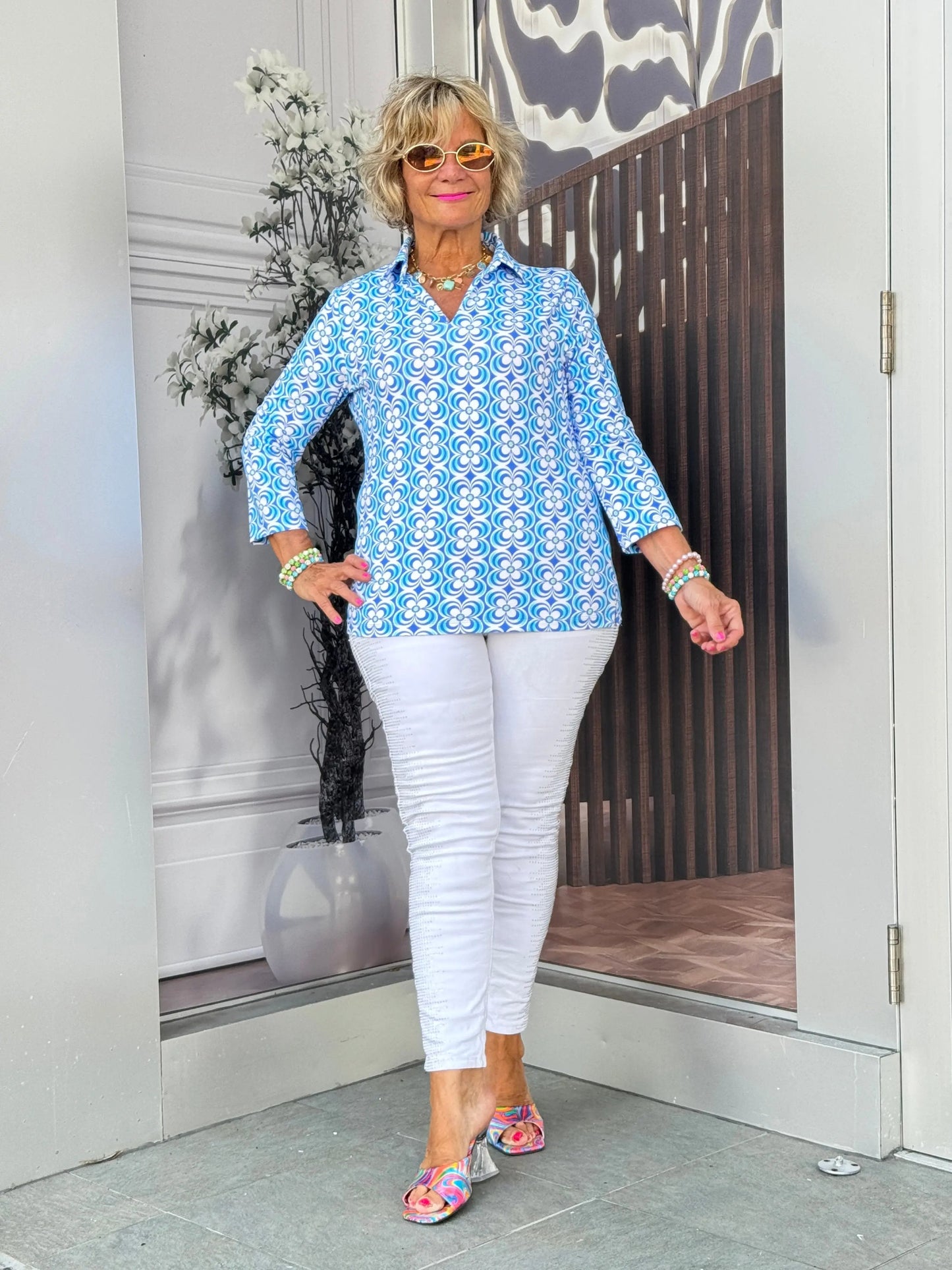 LULU B COASTAL BLOOM 3/4 SLEEVE V-NECK COLLAR SHIRT
