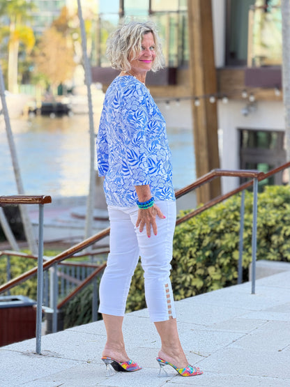 LULU B HISBISCUS COAST V NECK TOP