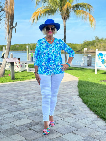 BLUE DREAMING V NECK TOP