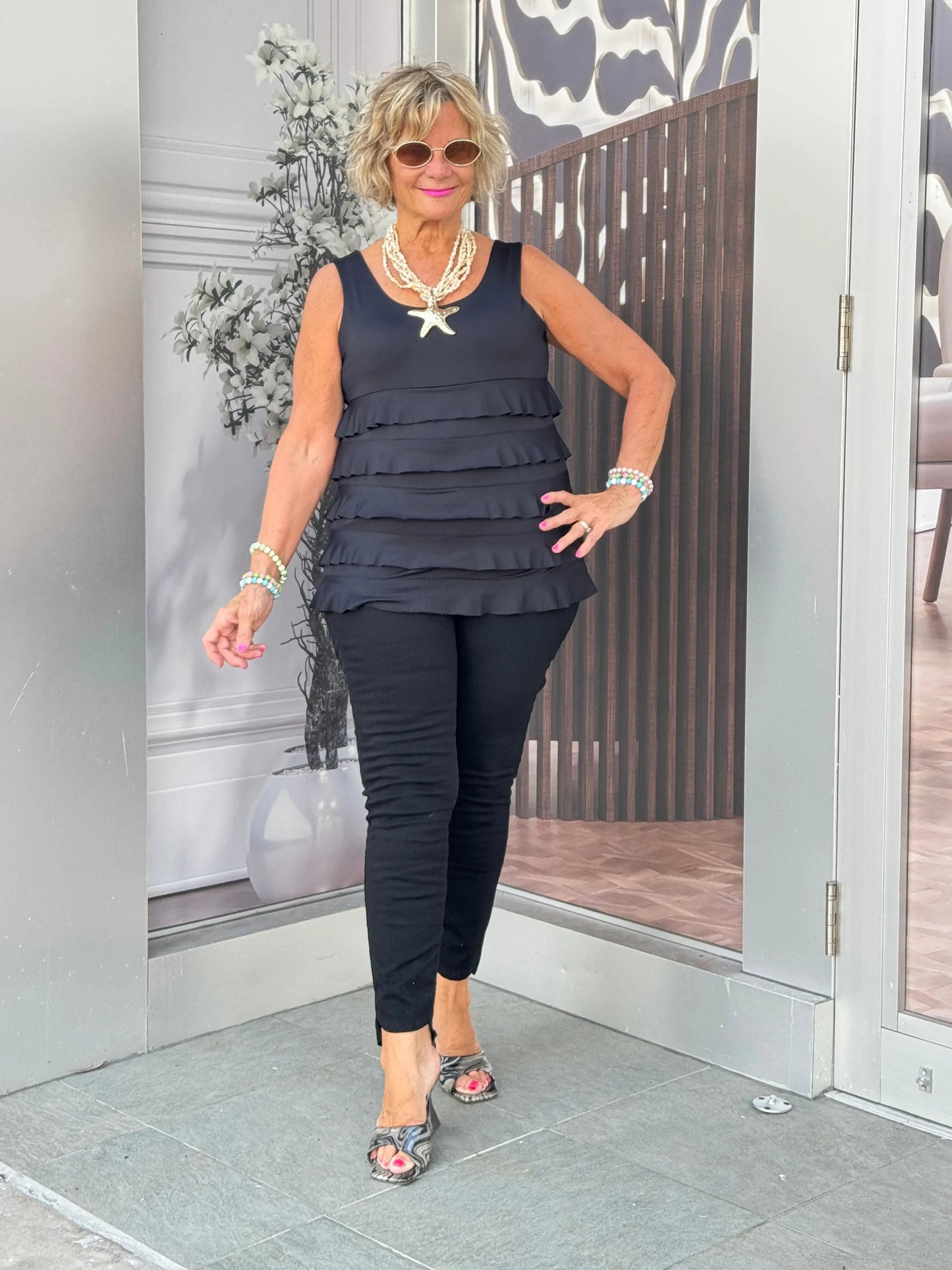 BLACK CHA CHA TANK