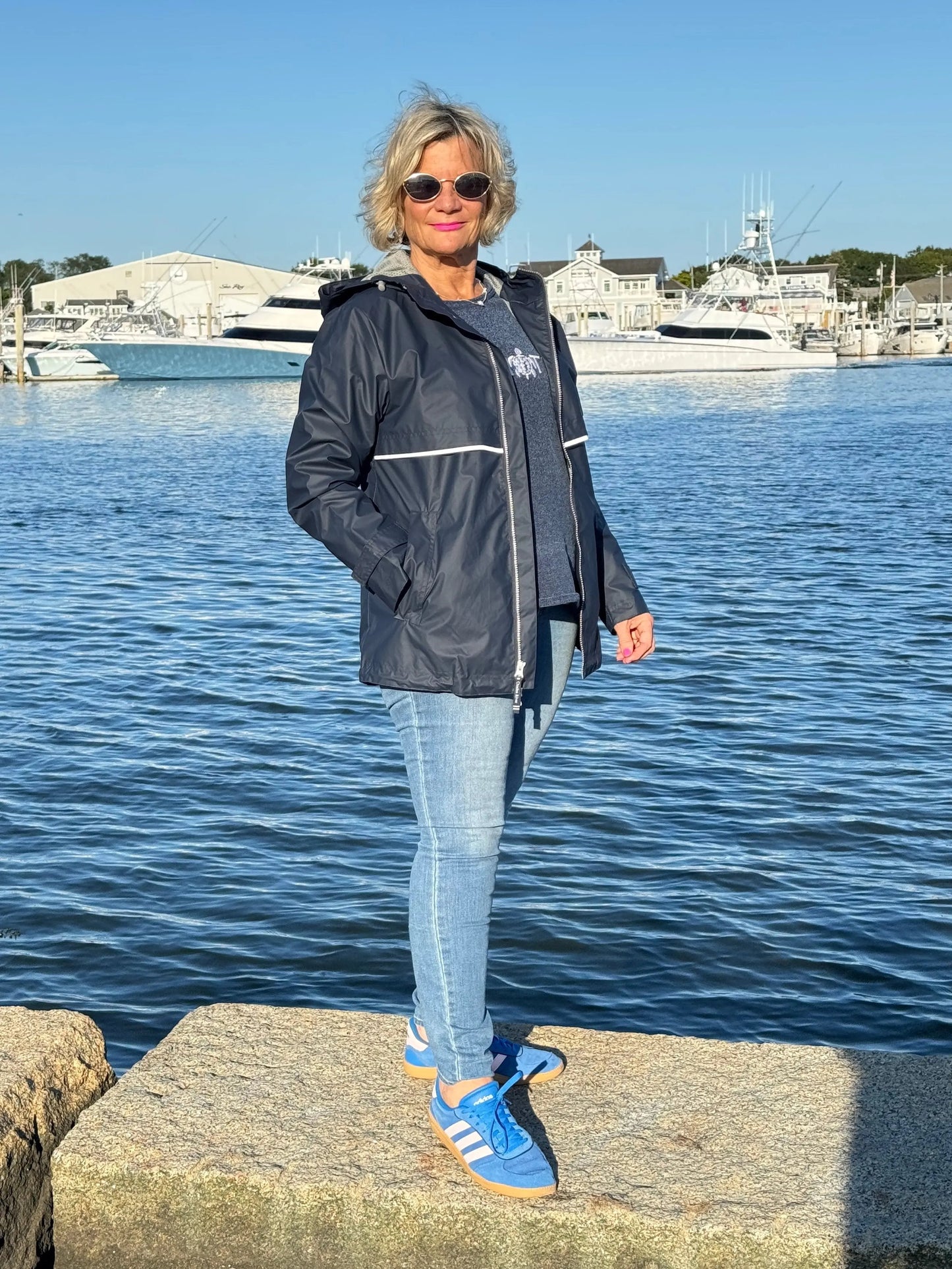 CHENILLE BEACH TIME NAVY CREW SWEATER