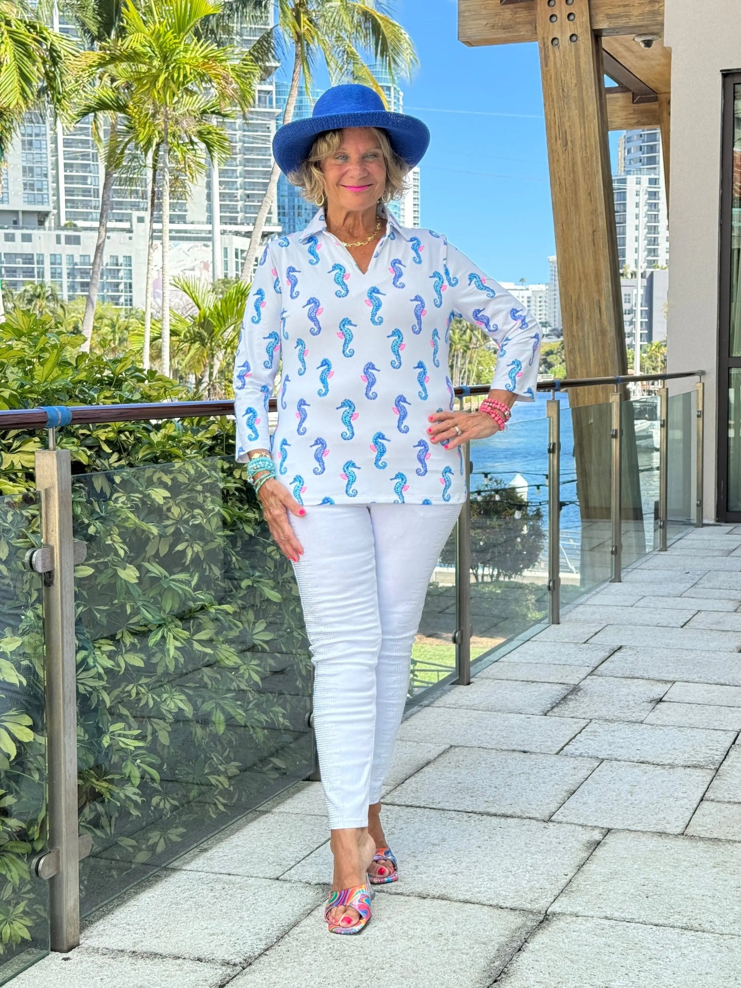 LULU B SHORELINE CHARM 3/4 SLEEVE V-NECK COLLAR SHIRT