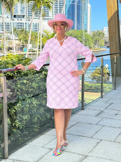 LULU B PINK CHIC NOTCH SLEEVE DRESS