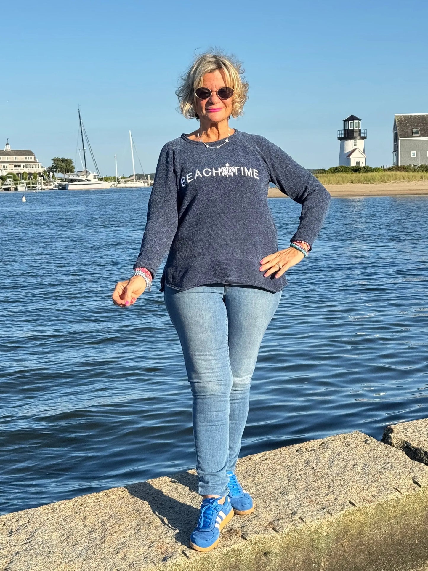 CHENILLE BEACH TIME NAVY CREW SWEATER