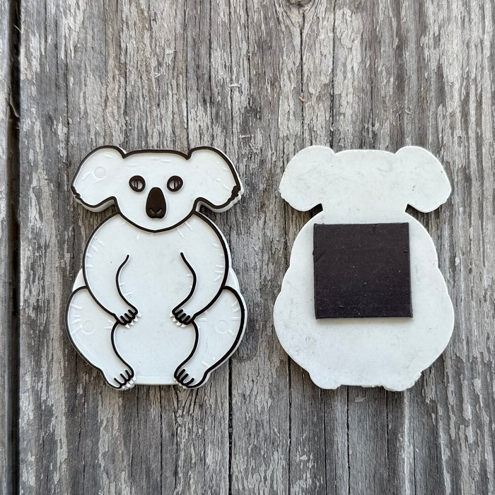 26 WHOLESALE Vintage 1960s KOALA BEAR Refrigerator Figural Plastic Magnet LOT