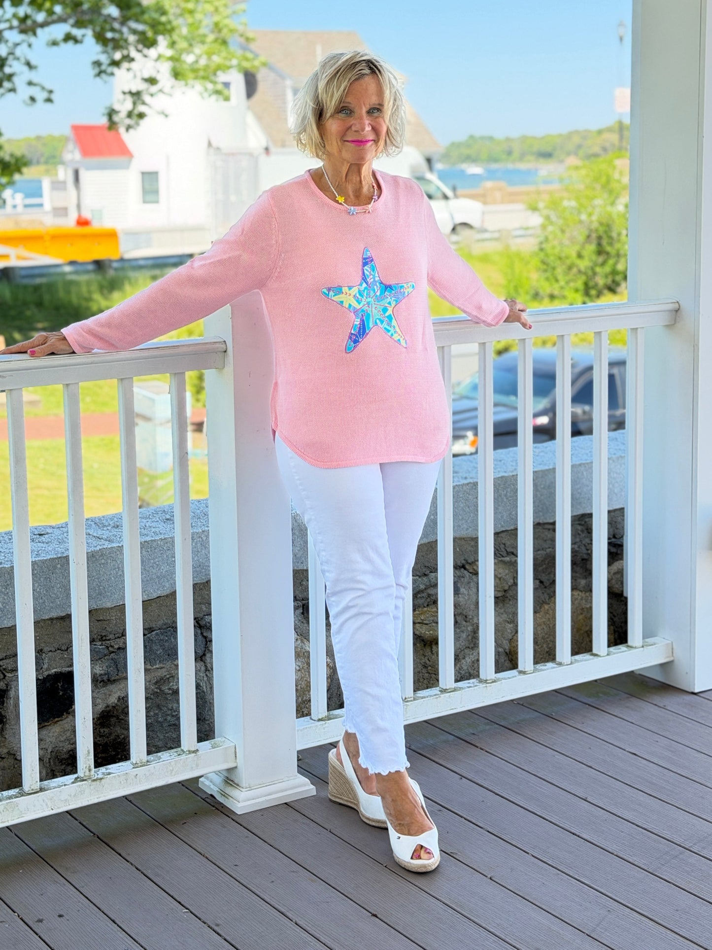 BEACH CLUB PINK STARFISH SWEATER