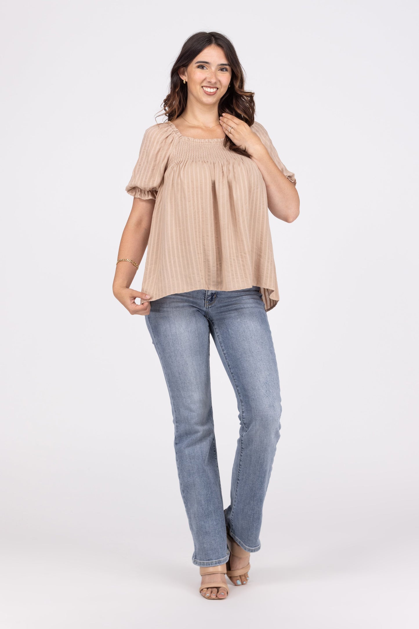 Feel The Energy Women's Striped Smocked Short Puff Sleeve Top