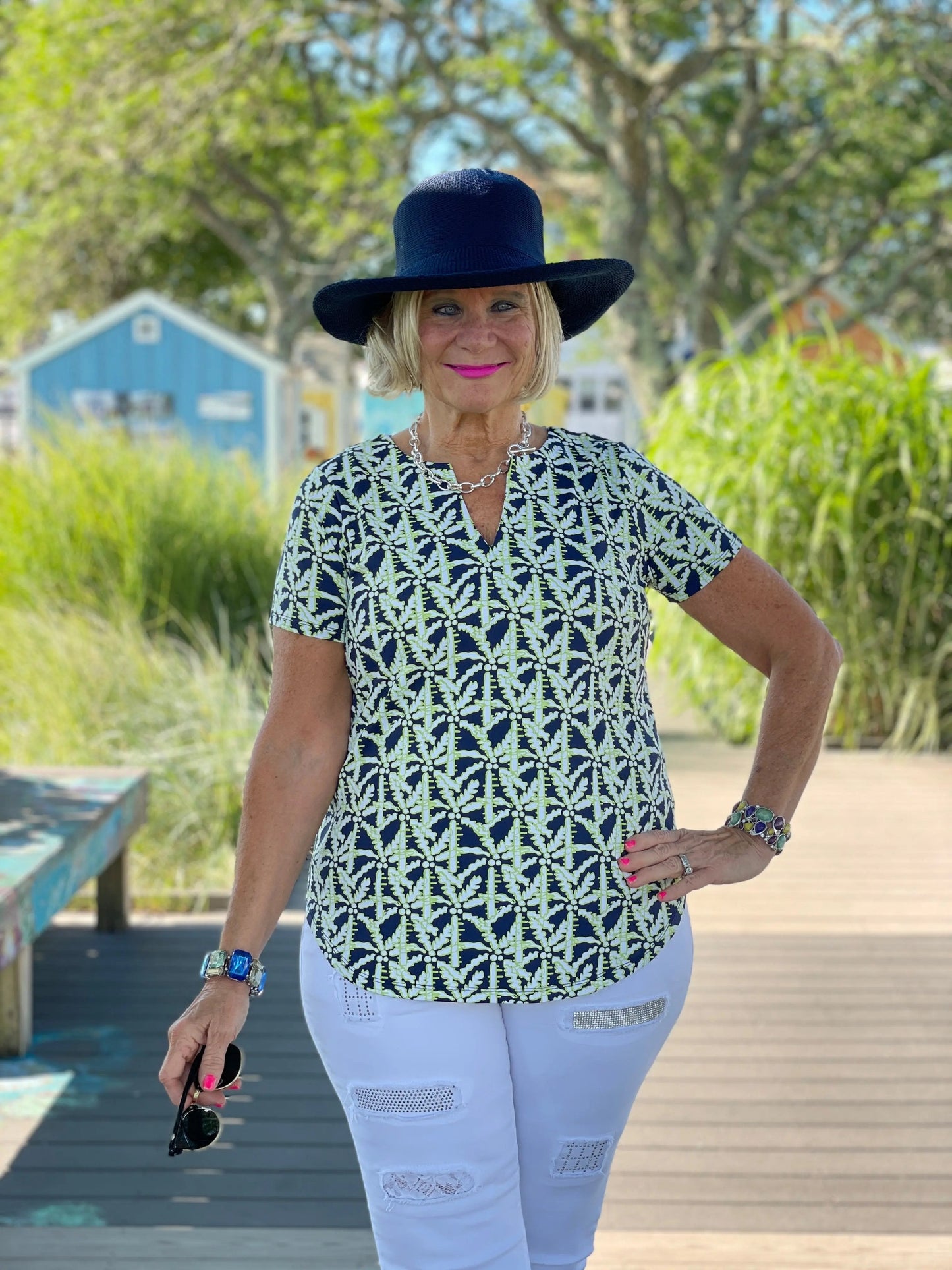 GREEN AND NAVY SHORT SLEEVE