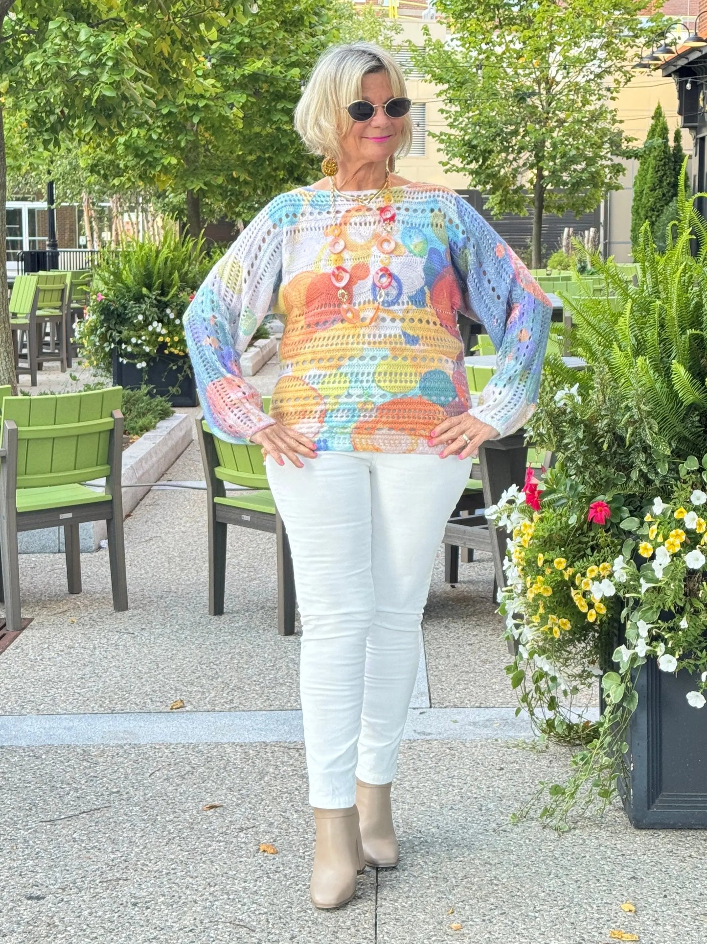 Ethyl The Smile Sweater - Symbolic