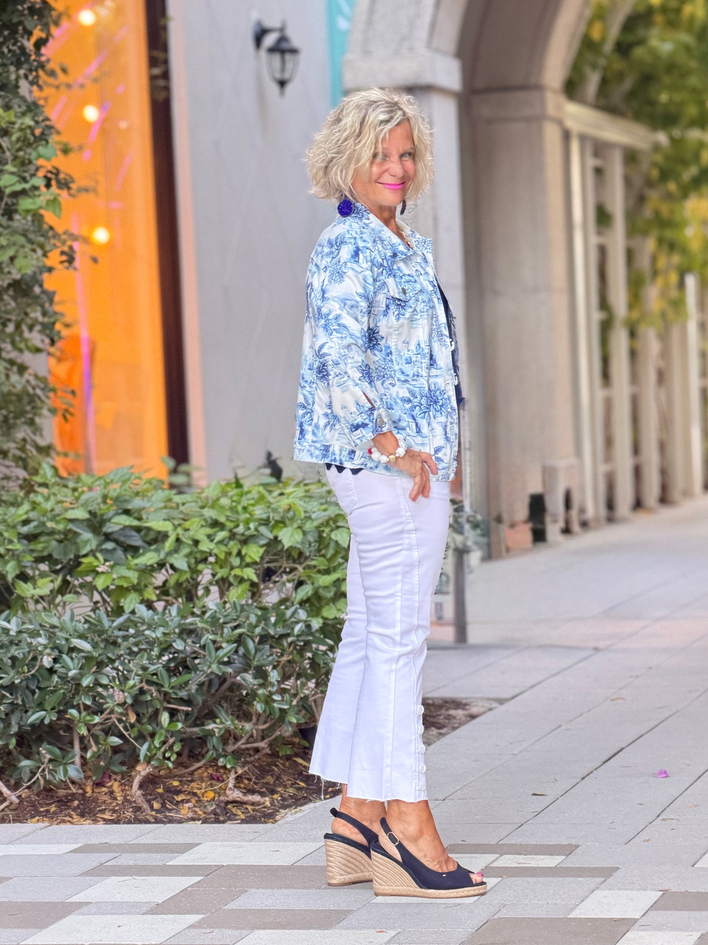 Ethyl Capri Button Crop - Quazar