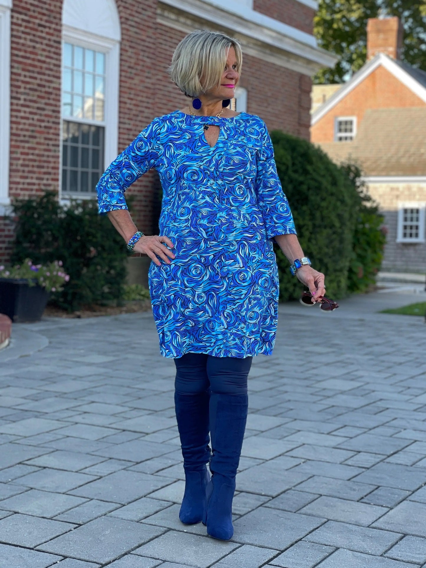 FANTASIA BLUE KEYHOLE BLU DRESS