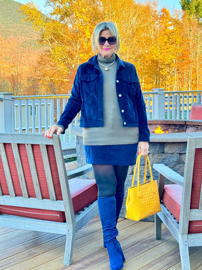 LULU-B NAVY VELOUR SKORT