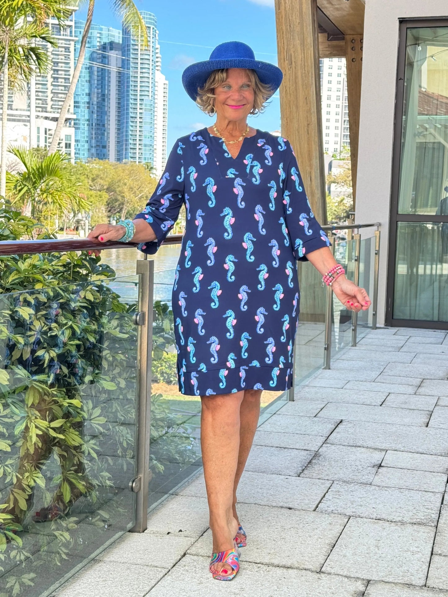 LULU B MIDNIGHT REEF NOTCH SLEEVE DRESS