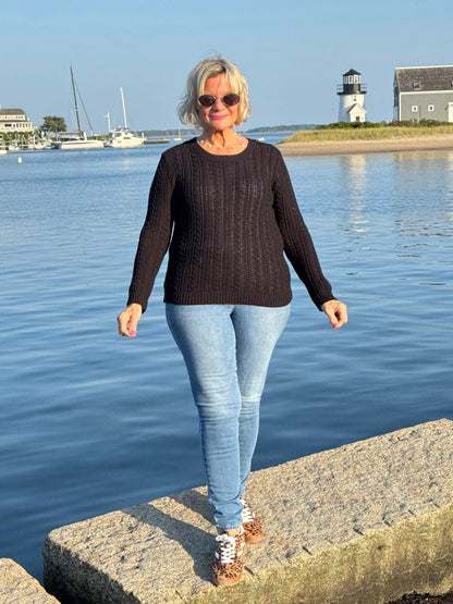 LULU-B BLACK CABLE CREW NECK SWEATER