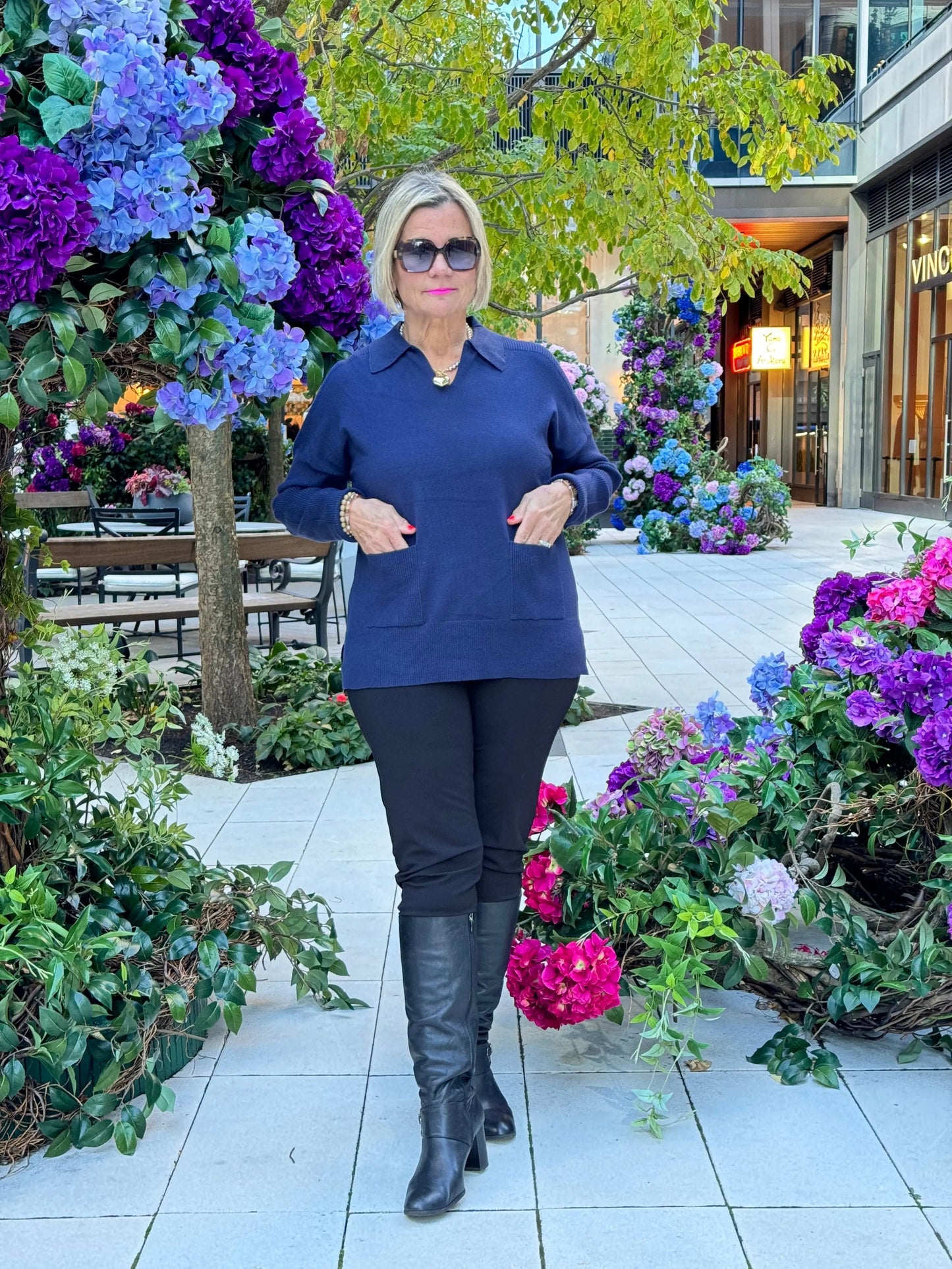 LULU-B 2 POCKET CASHMERE NAVY SWEATER