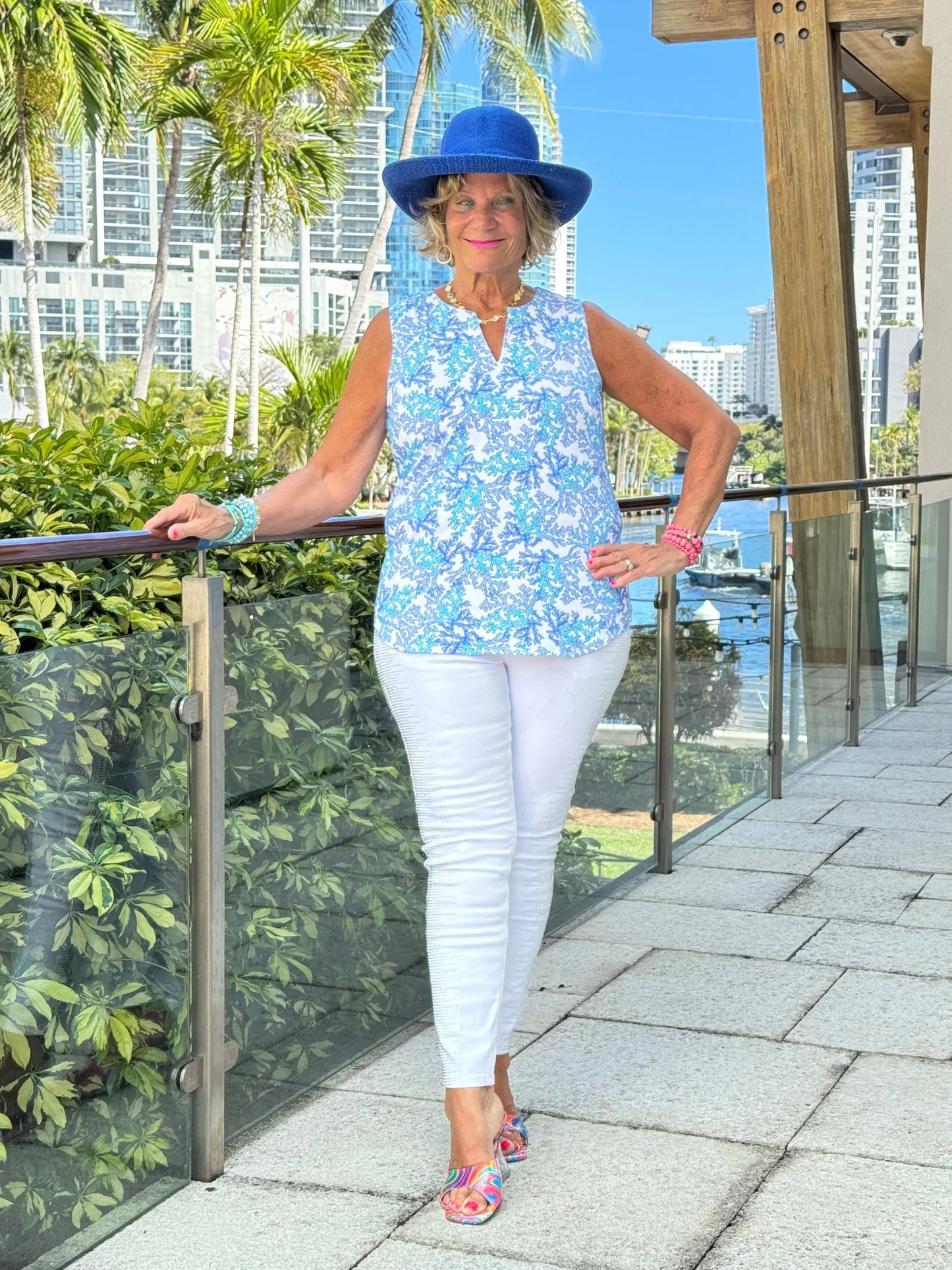 LULU B COASTAL BLOOM SLEEVELESS V NECK TOP
