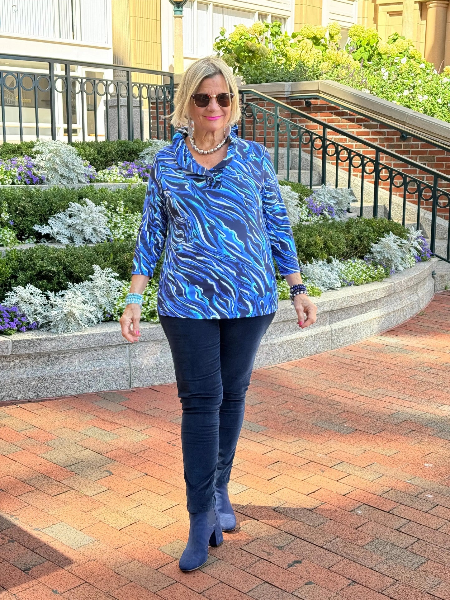 LULU-B SIZZLE BLUE RUFFLE TOP