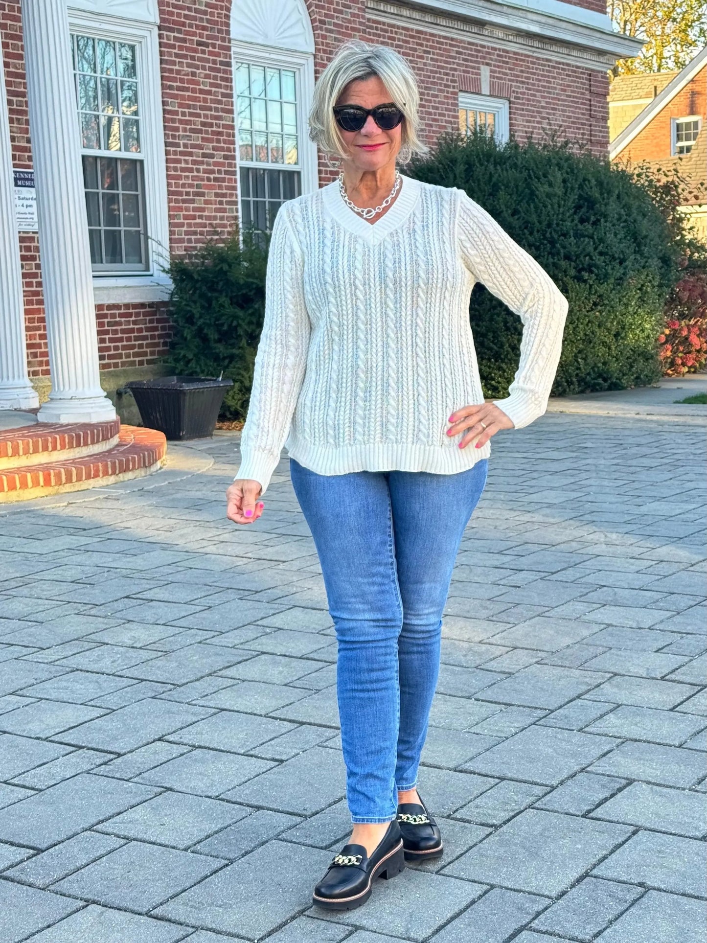 LULU-B CABLE WHITE V NECK SWEATER