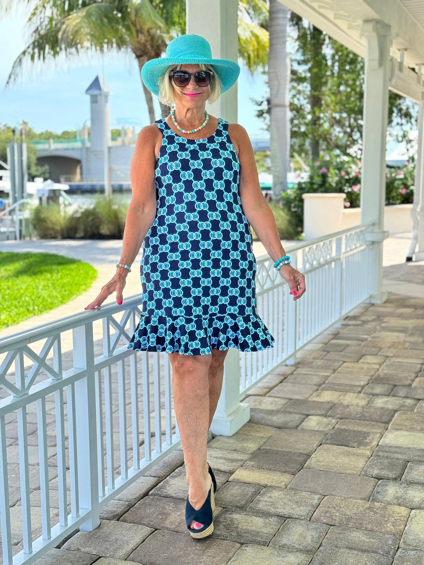 BLUE MEDALLION  HALTER RUFFLE