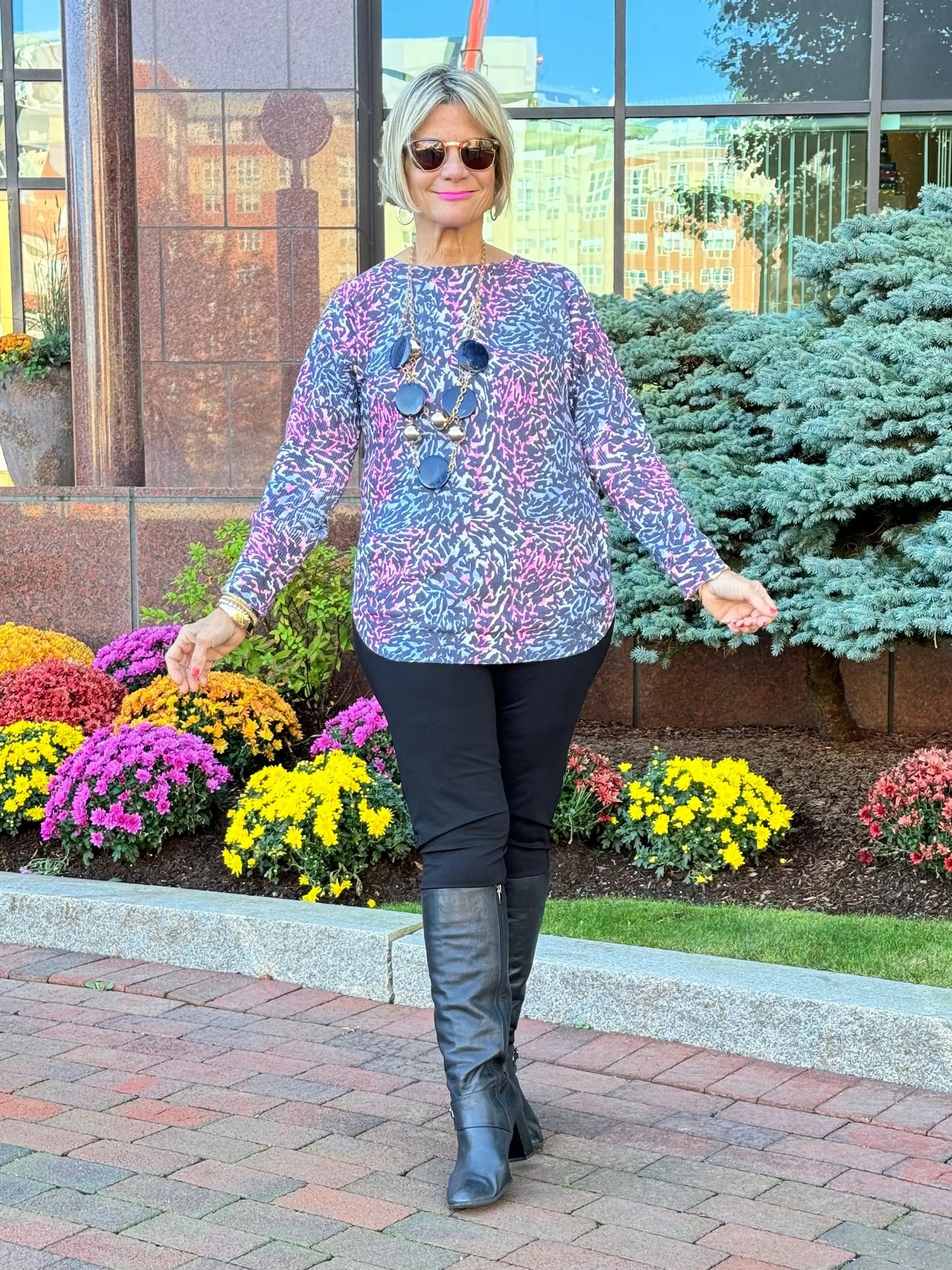 LULU-B SHADES OF ROYAL 2 POCKET SCOOP