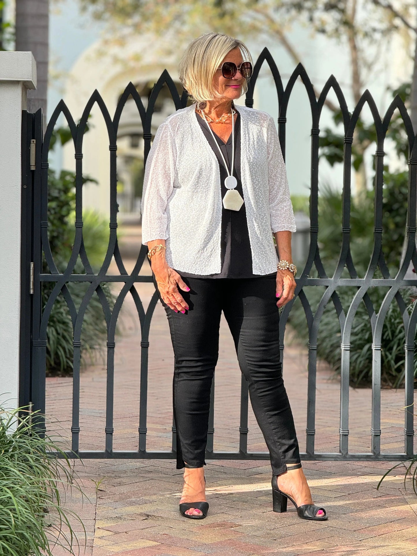 LULU-B HUNTER WHITE WRAP