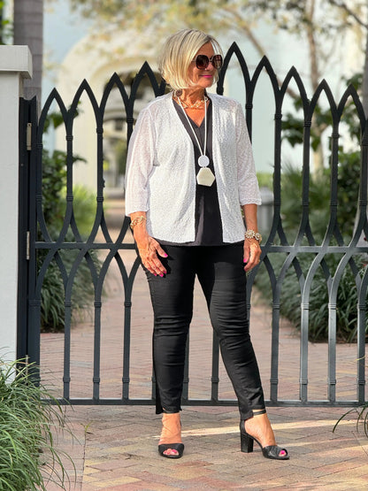 LULU-B HUNTER WHITE WRAP