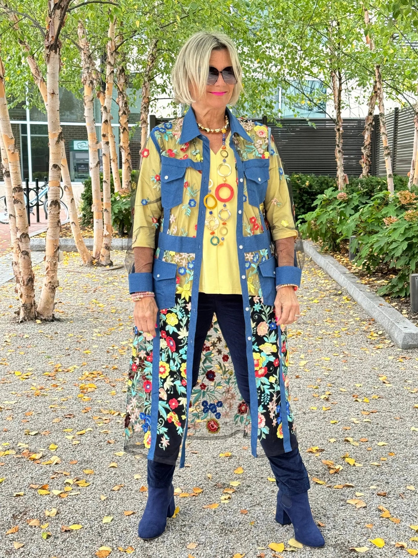 AFTERNOON AT THE GARDEN LACE NAVY DUSTER