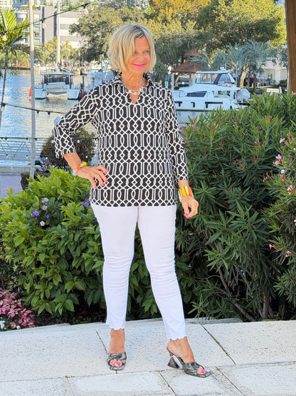LULU B MIDNIGHT TRELLIS COLLAR SLEEVE TOP