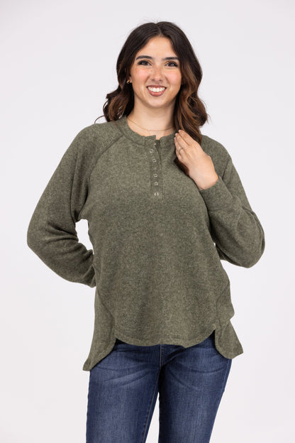Catching Dreams Women's Lightweight Long Sleeve
