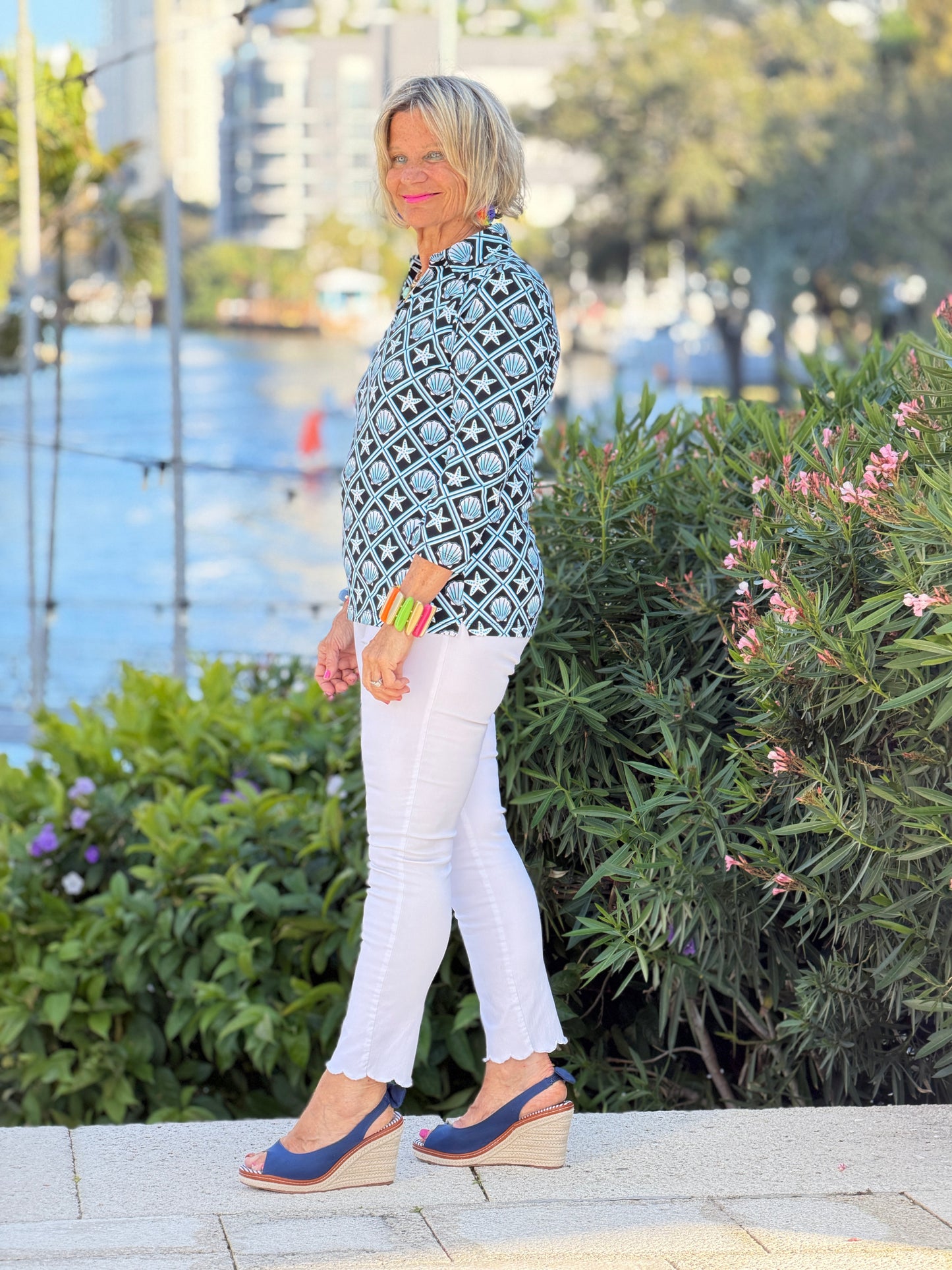 LULU B OCEAN TREASURES COLLAR SLEEVE TOP