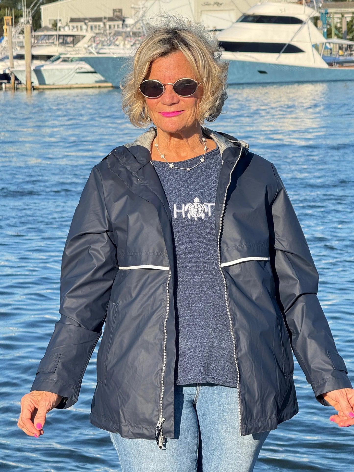 CHENILLE BEACH TIME NAVY CREW SWEATER