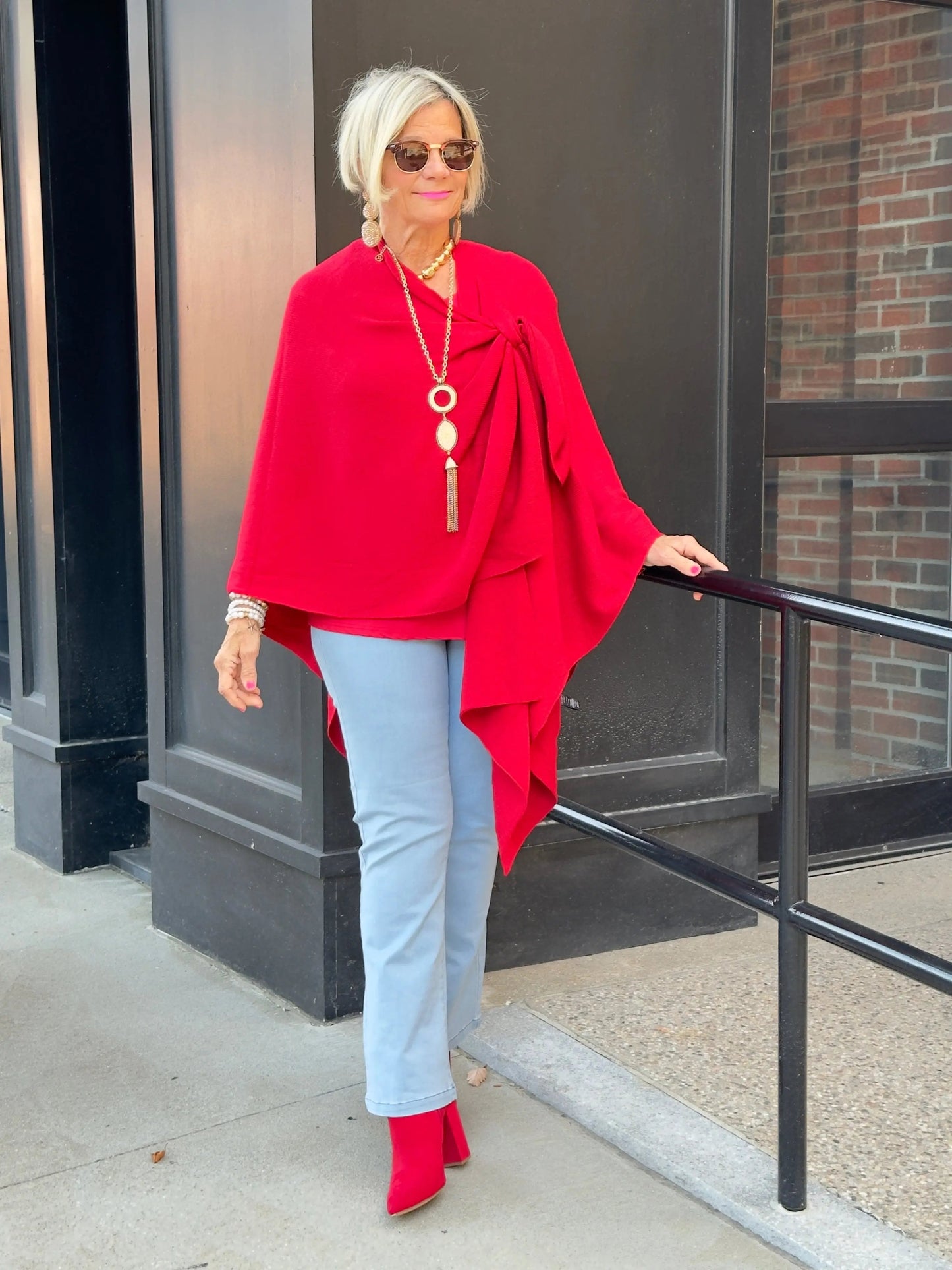 LULU-B RED RUFFLE SLEEVE TOP