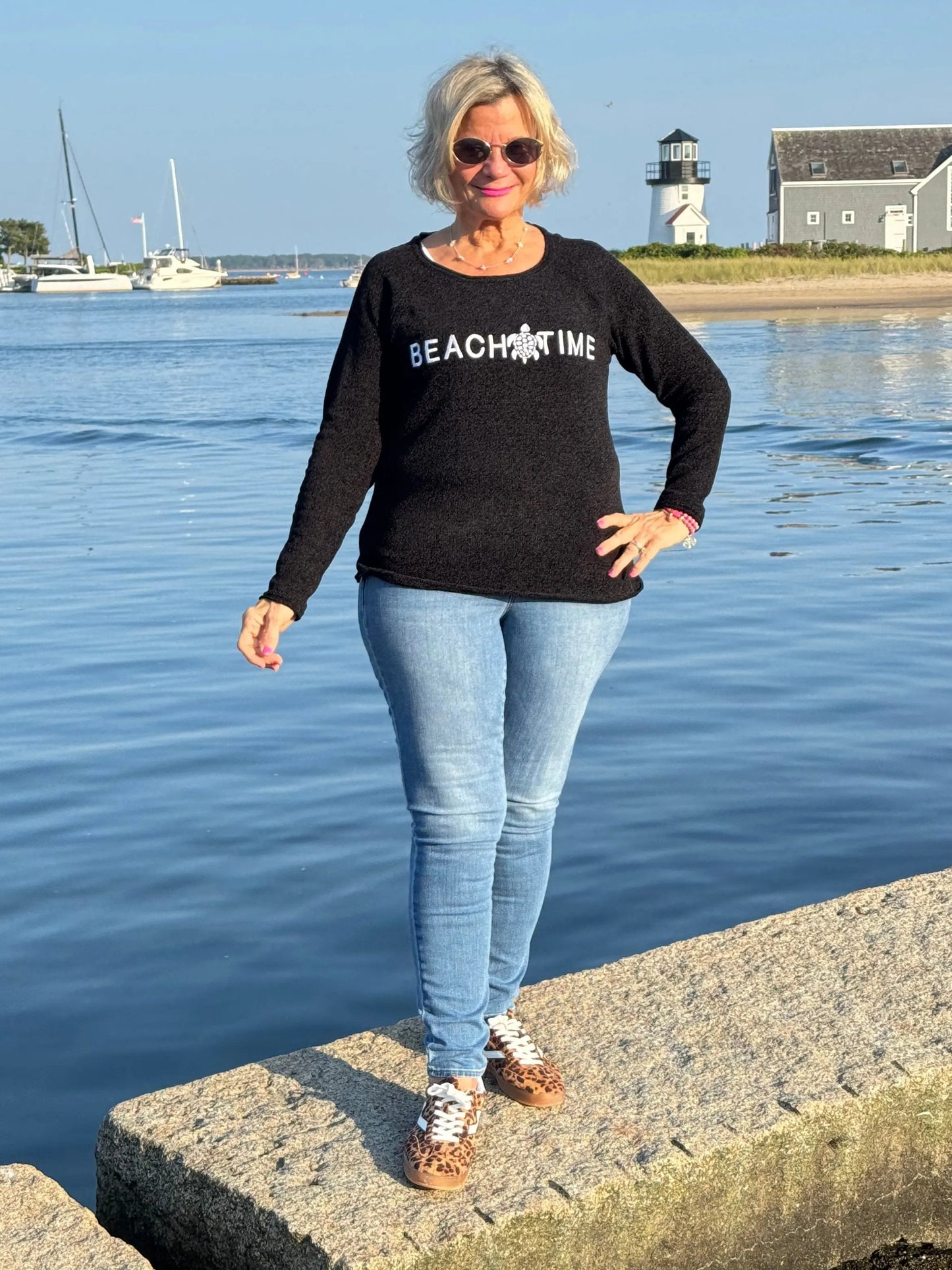 CHENILLE BLACK CREW BEACHTIME SWEATER
