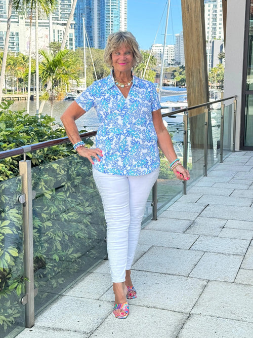 LULU B CORAL BREEZE SHORT SLEEVE V-NECK COLLAR TOP