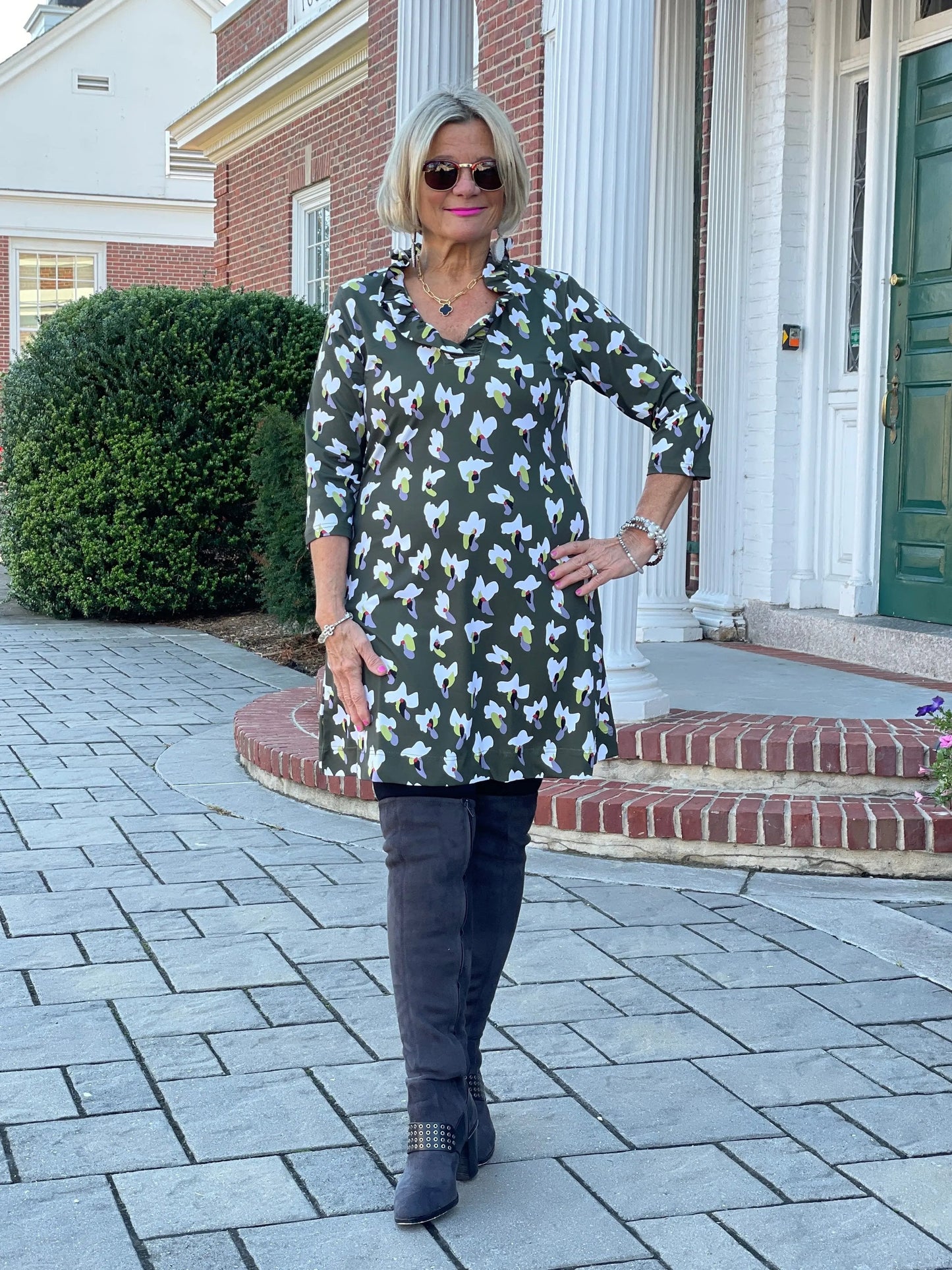GREEN DREAMING RUFFLE NECK DRESS