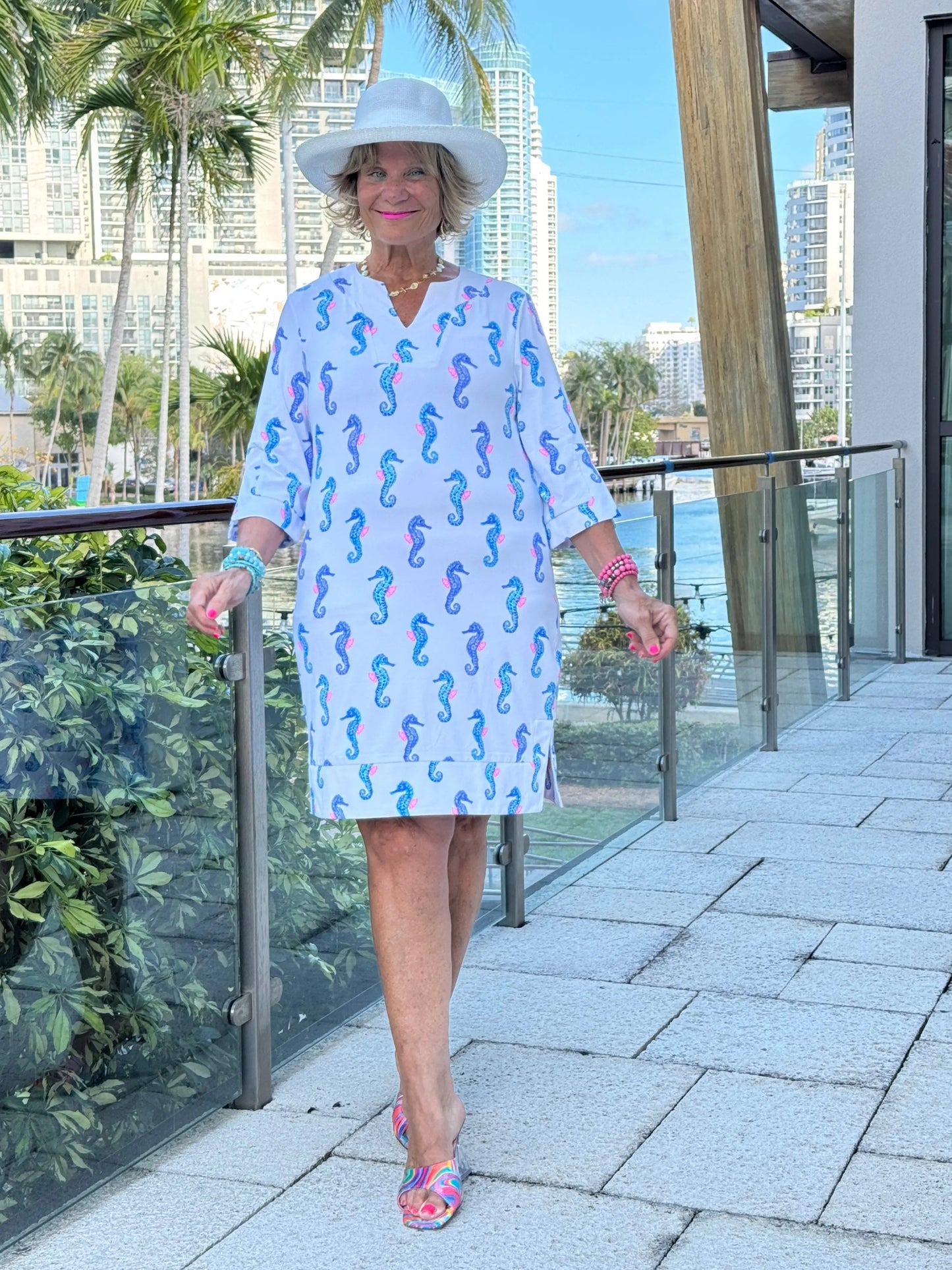 LULU B SHORELINE CHARM NOTCH SLEEVE DRESS