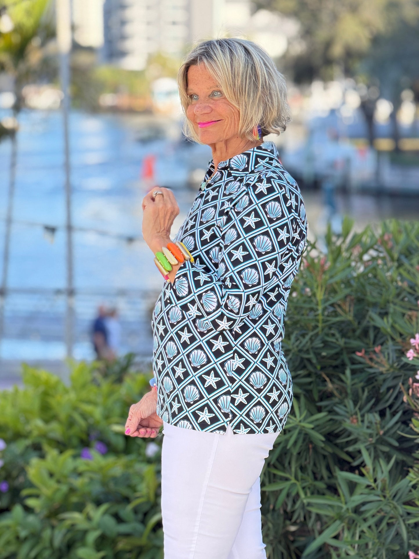 LULU B OCEAN TREASURES COLLAR SLEEVE TOP