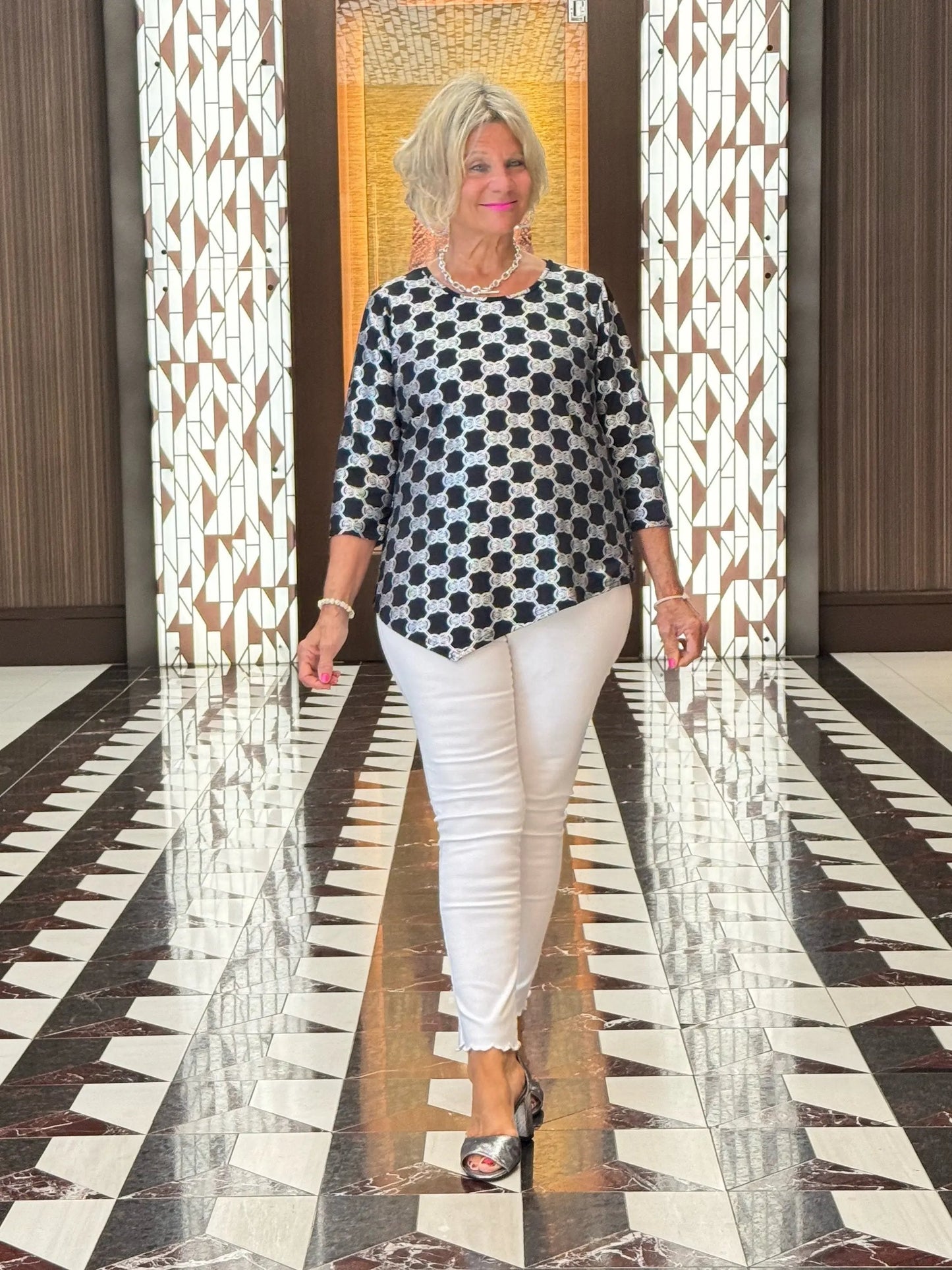 LULU-B BLACK AND SILVER ASYMMETRIC TOP