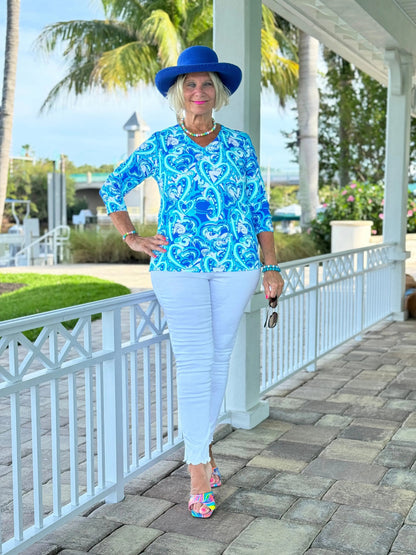 BLUE DREAMING V NECK TOP