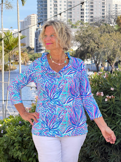 LULU B PALM ROYALE RUFFLE SLEEVE TOP