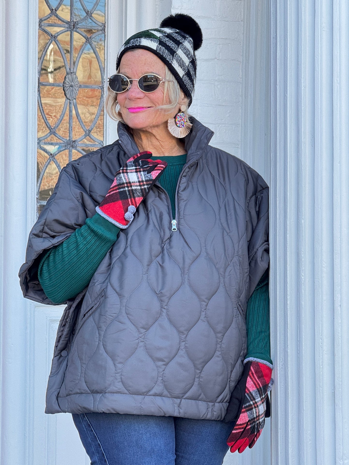 CHARCOAL QUILTED SHORT SLEEVE VEST