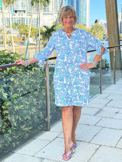 LULU B CORAL BREEZE NOTCH SLEEVE DRESS