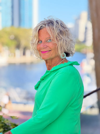 COASTAL GREEN RUFFLE SLEEVE TOP